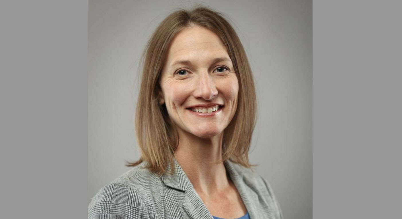 Dee Dlugonski