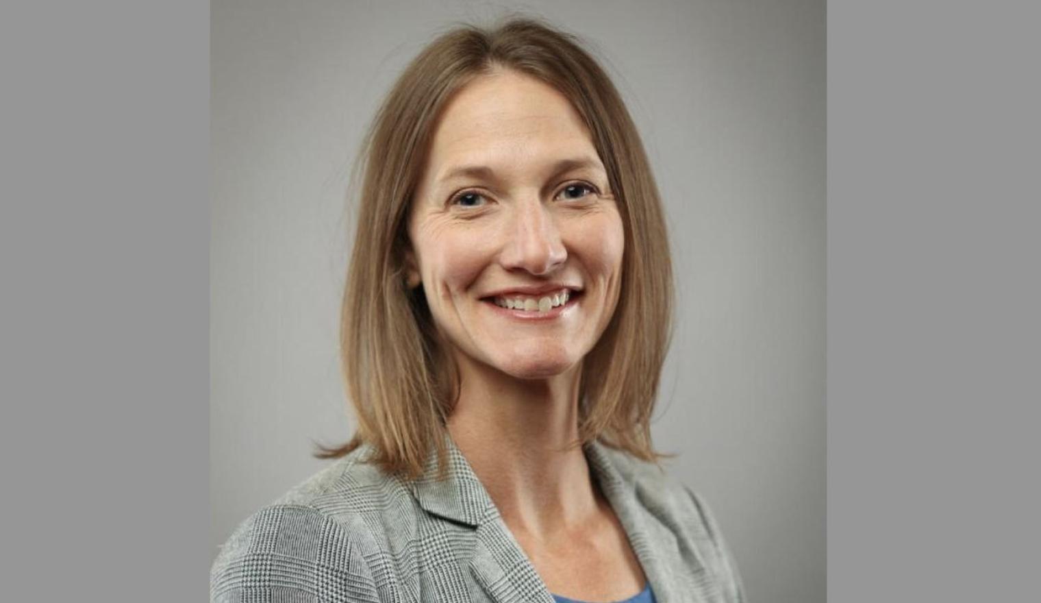 Dee Dlugonski