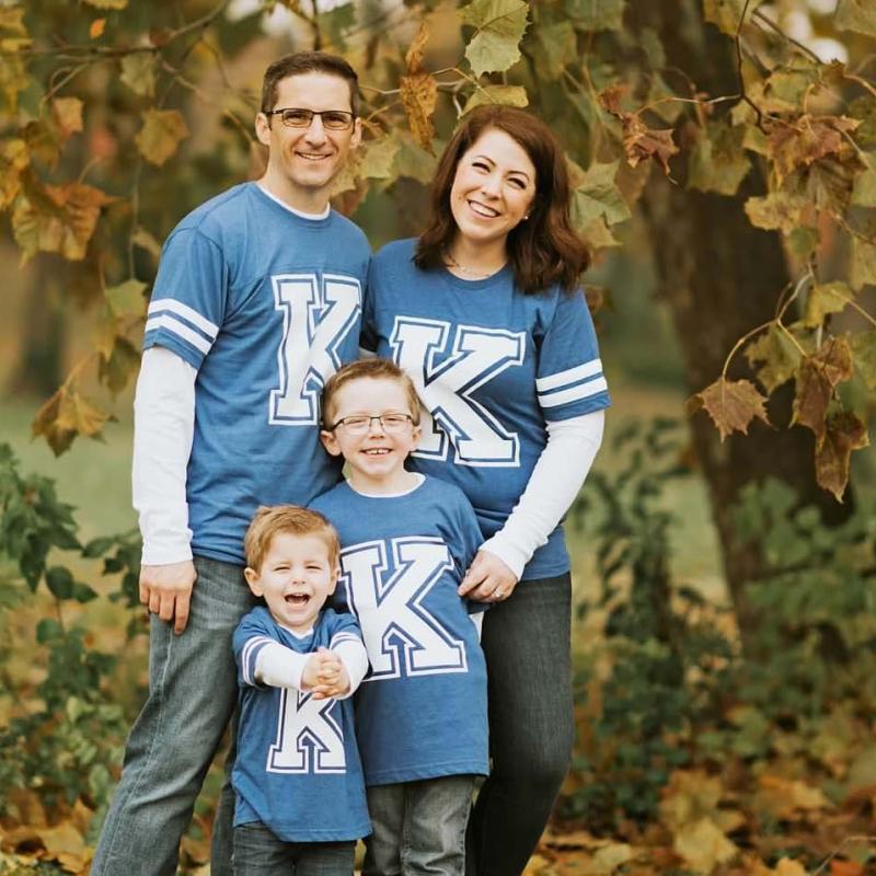 Leslie Woltenberg and family