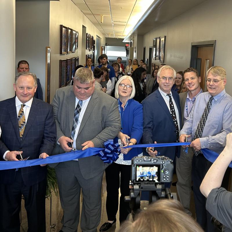 Appalachian Center for Assitive Technology ribbon cutting